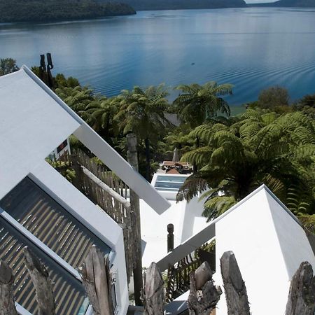 Hotel Te Whare -Lake Tarawera Tree-Top Nest Exterior foto